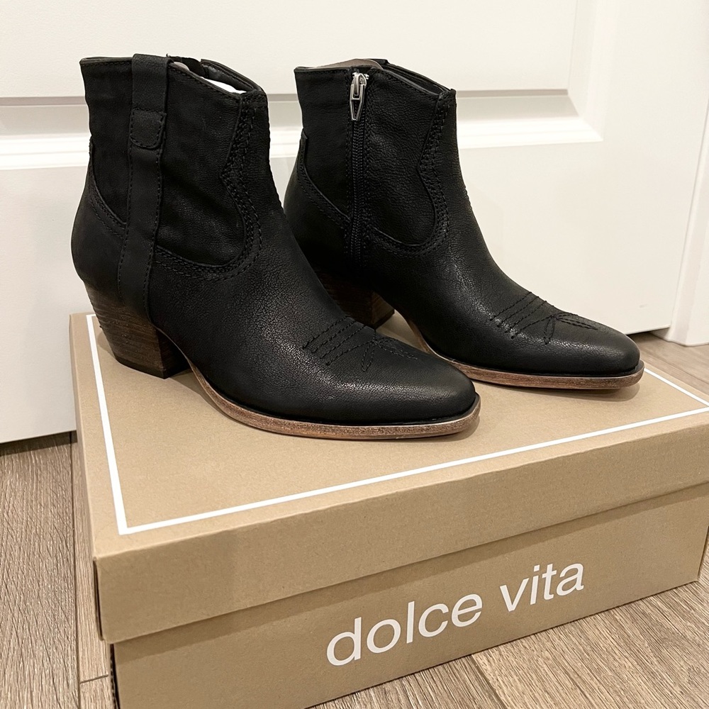 Dolce Vita Silma Booties